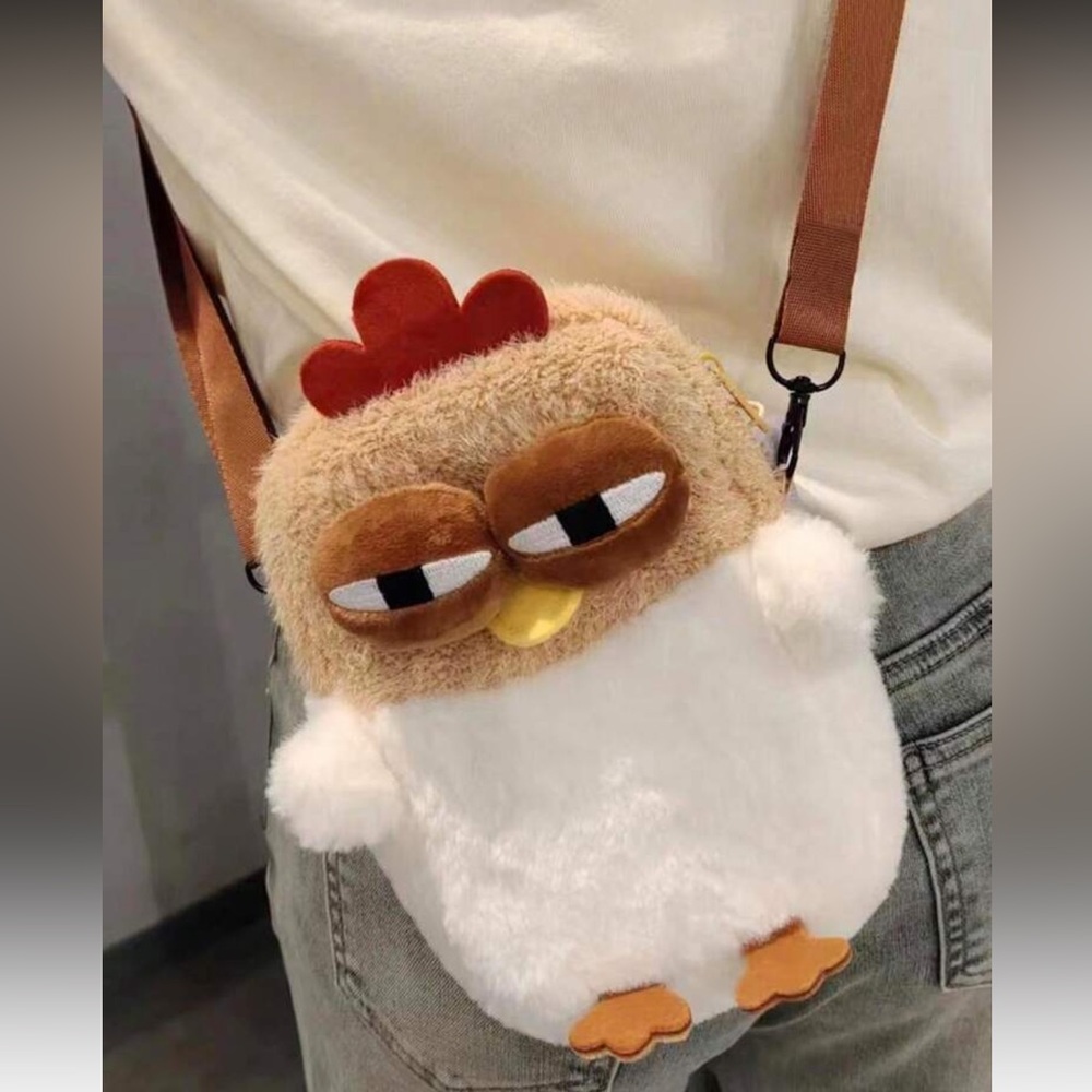 Giggling Chicken Plush Crossbody Bag NEW 🏷️